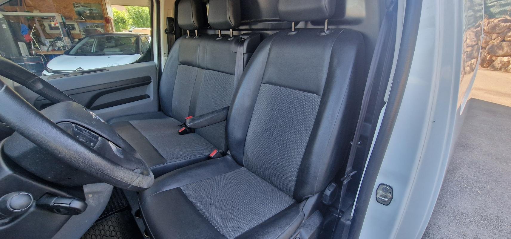 Opel Vivaro - Photo 12