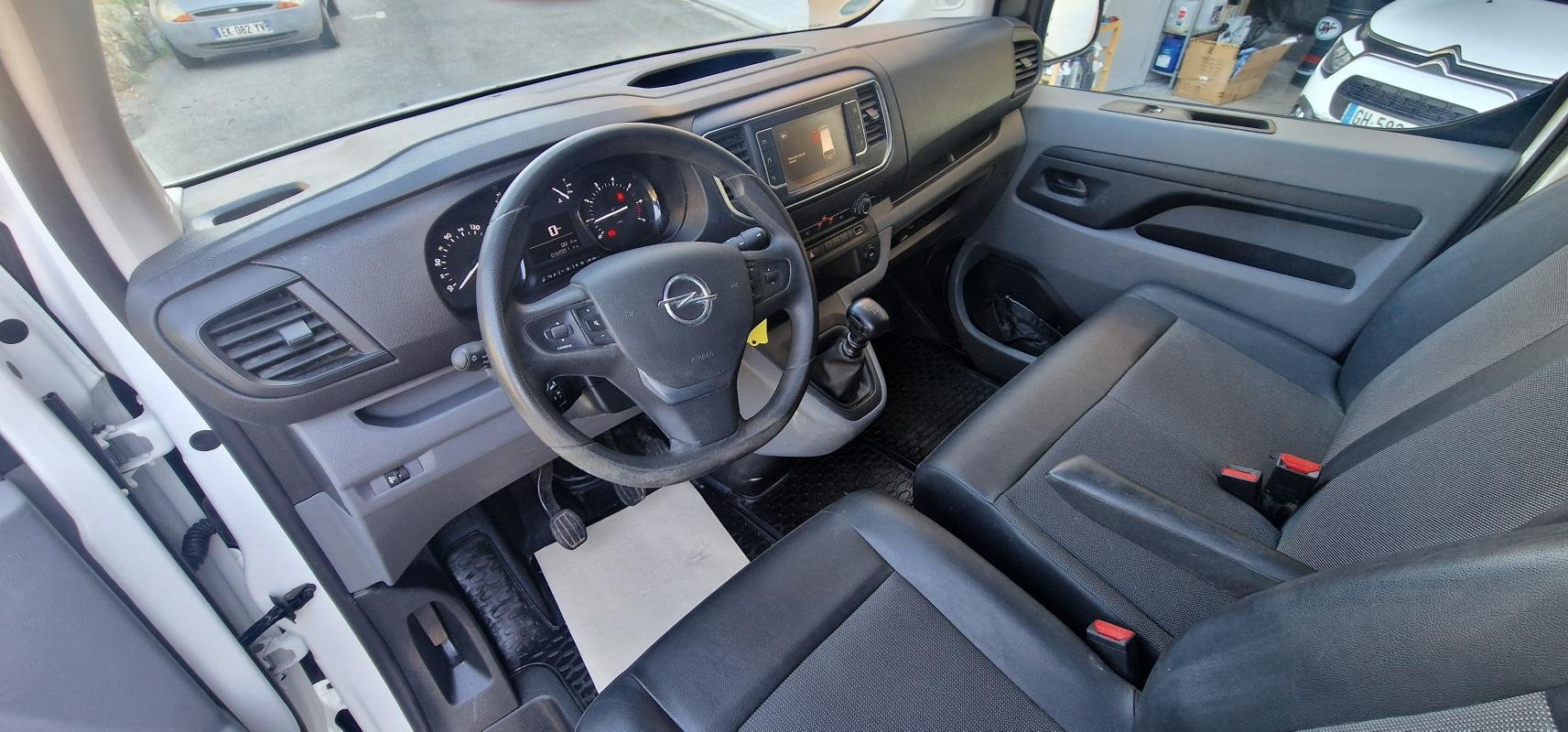 Opel Vivaro - Photo 9