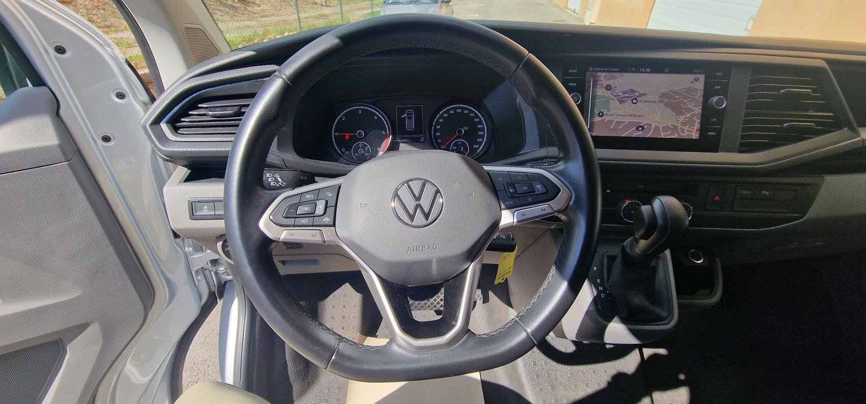 Volkswagen Transporter - Photo 12