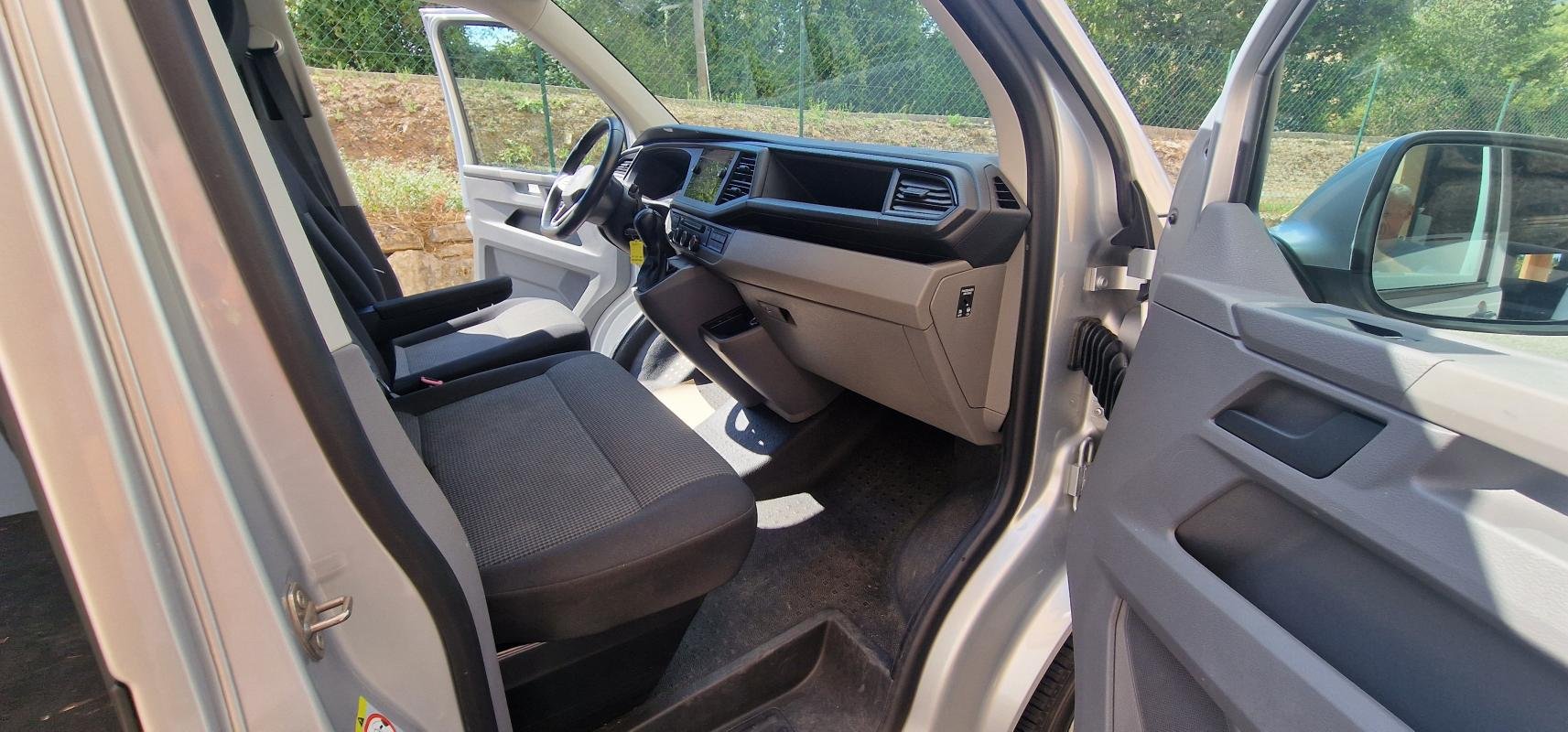 Volkswagen Transporter - Photo 15