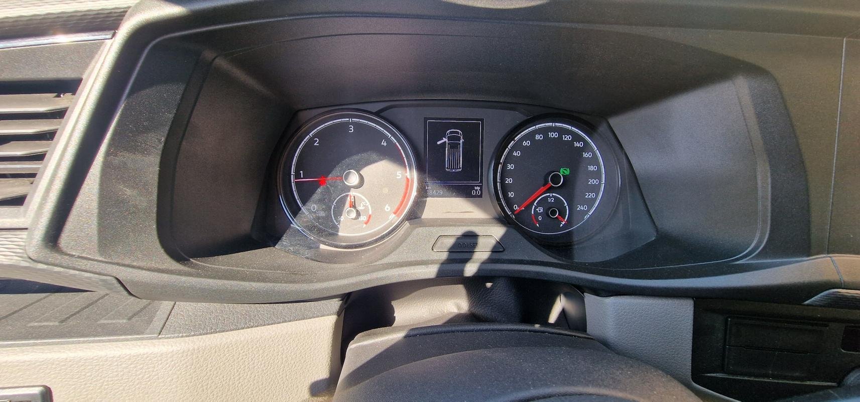 Volkswagen Transporter - Photo 27