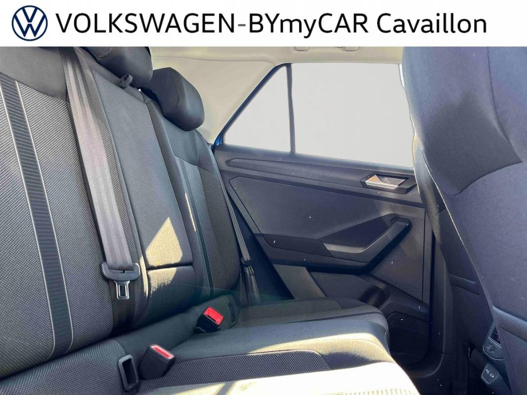 Volkswagen T-Roc - Photo 21