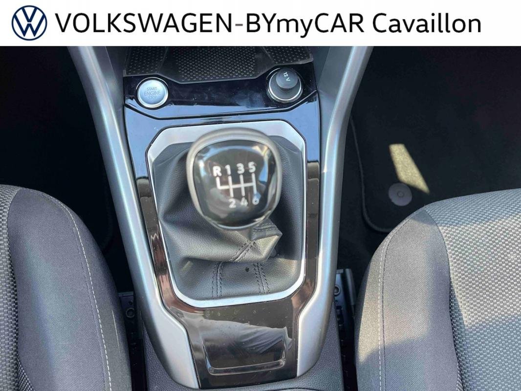 Volkswagen T-Roc - Photo 26