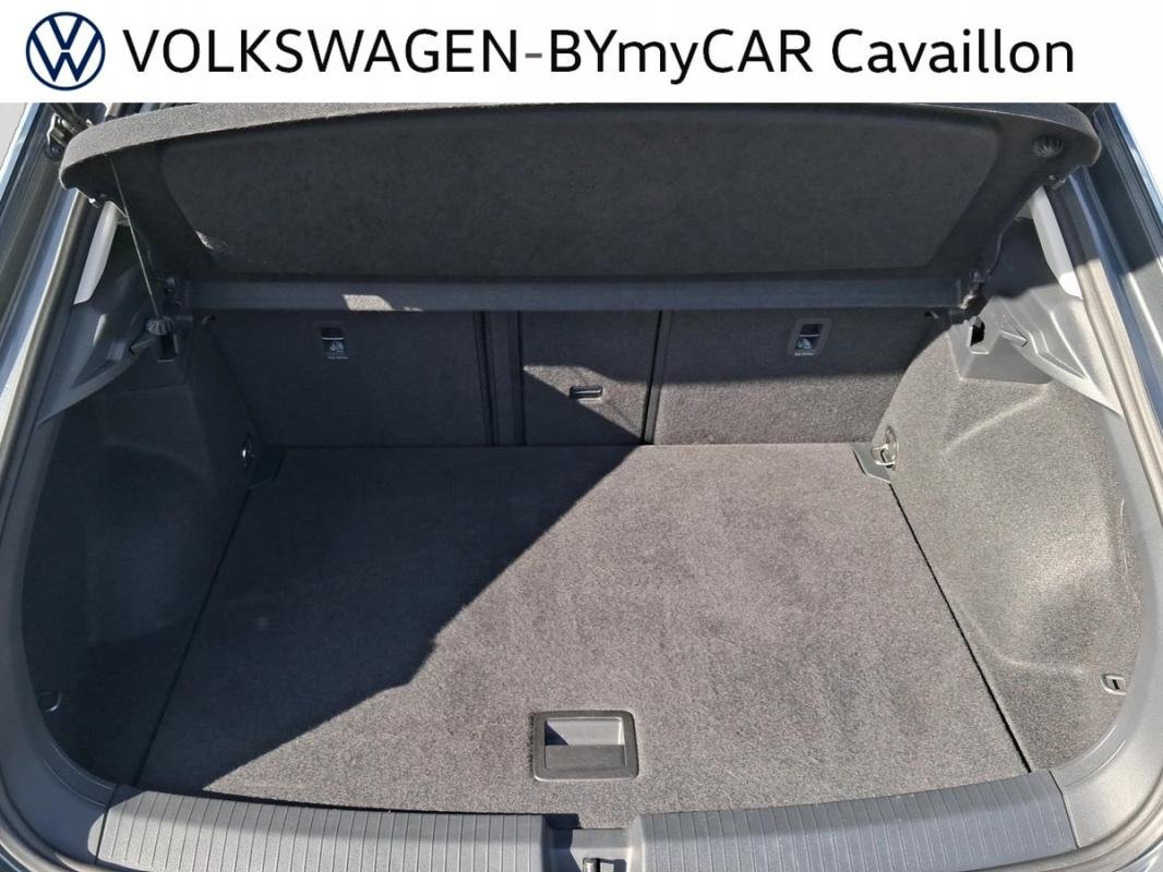 Volkswagen T-Roc - Photo 21