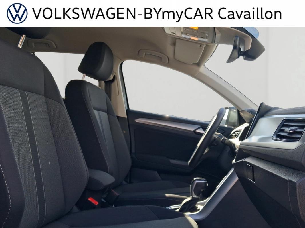 Volkswagen T-Roc - Photo 24