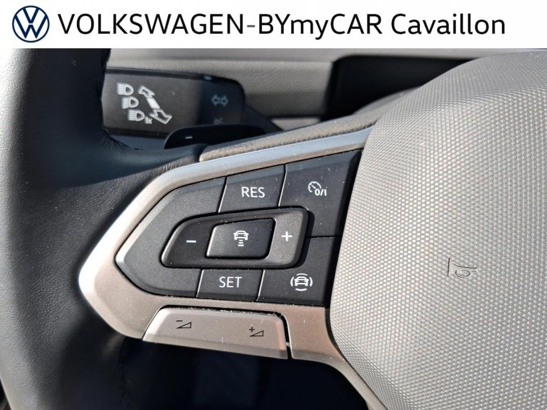 Volkswagen T-Roc - Photo 27