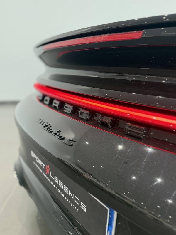Porsche 911 - Photo 17