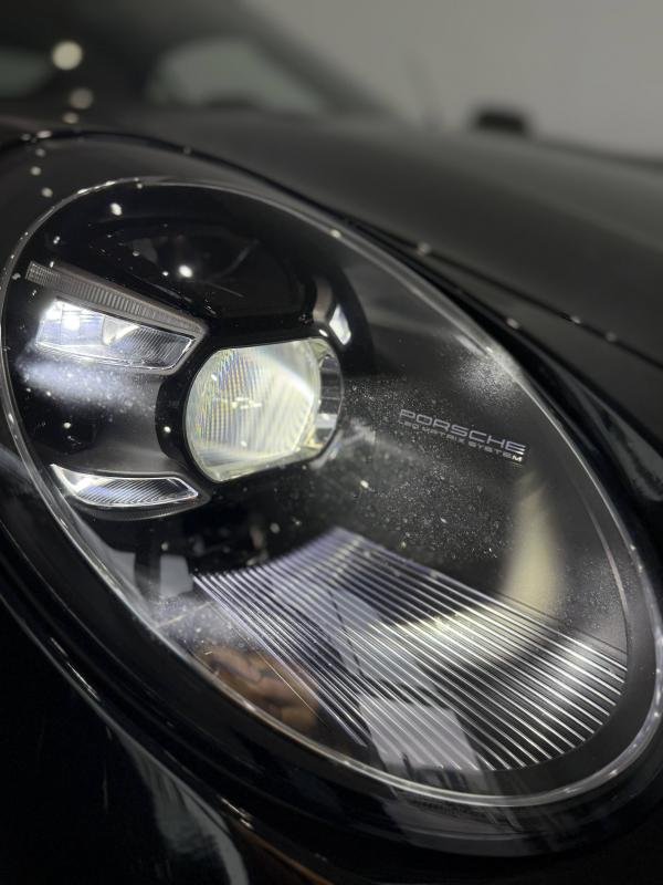 Porsche 911 - Photo 20