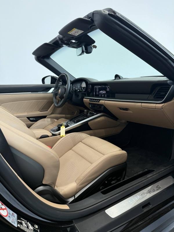 Porsche 911 - Photo 26