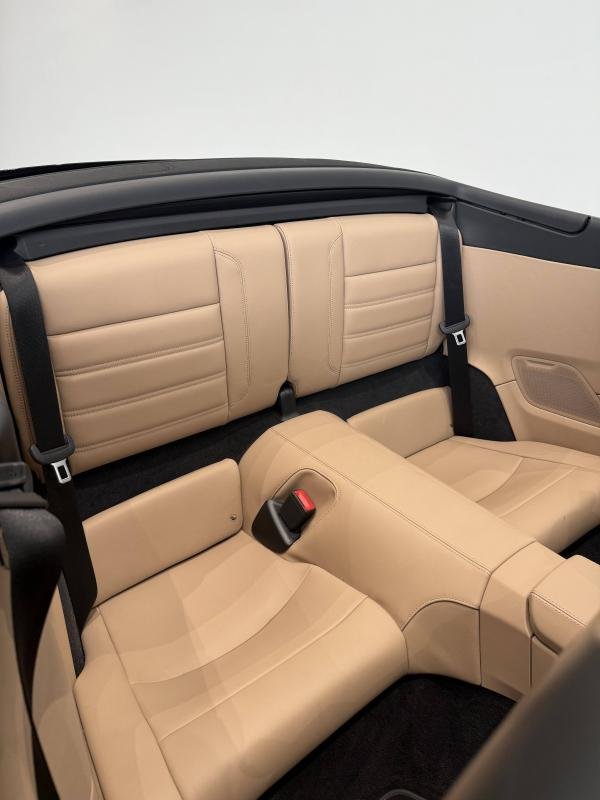 Porsche 911 - Photo 9