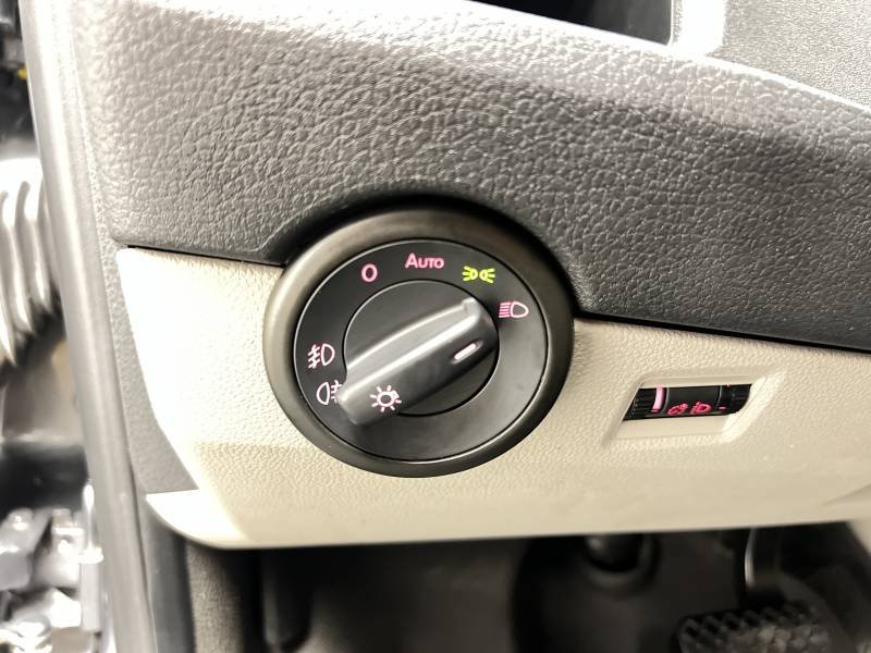 Volkswagen Transporter - Photo 17