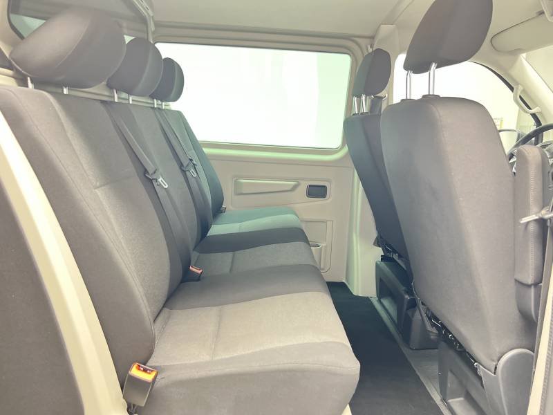 Volkswagen Transporter - Photo 19
