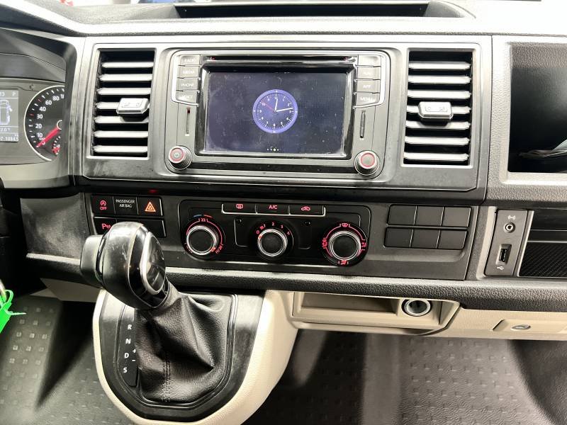 Volkswagen Transporter - Photo 23