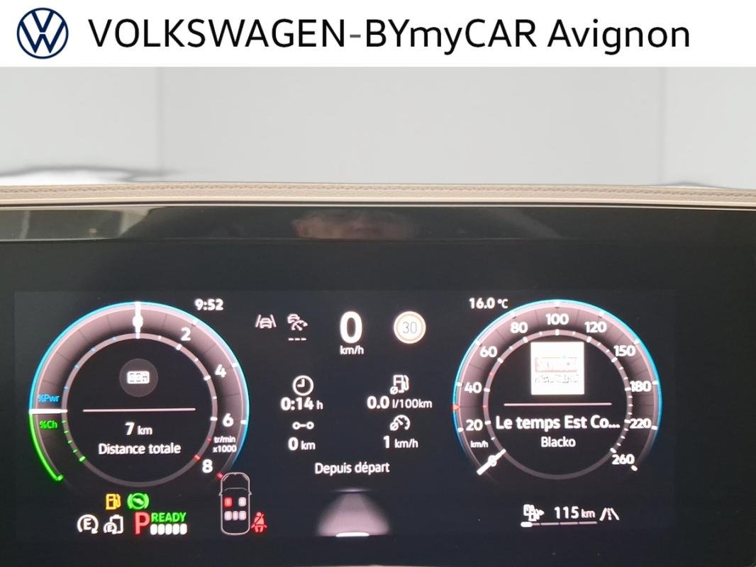 Volkswagen Tiguan - Photo 12