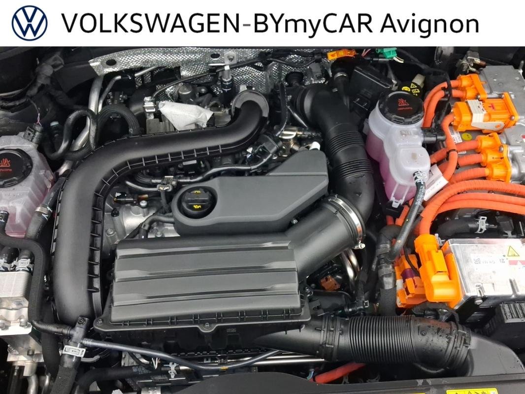 Volkswagen Tiguan - Photo 16