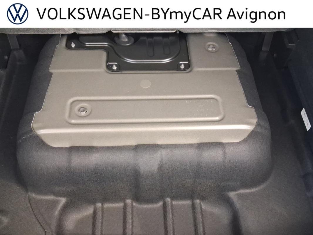 Volkswagen Tiguan - Photo 21
