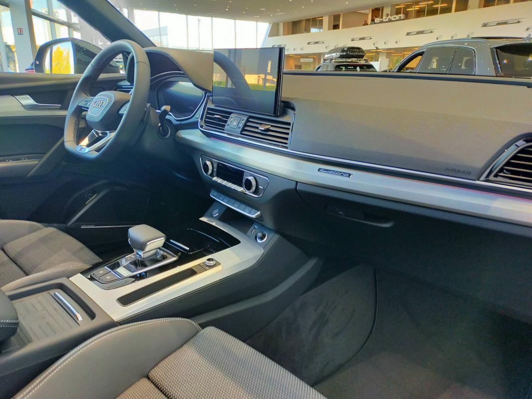Audi Q5 Sportback - Photo 21