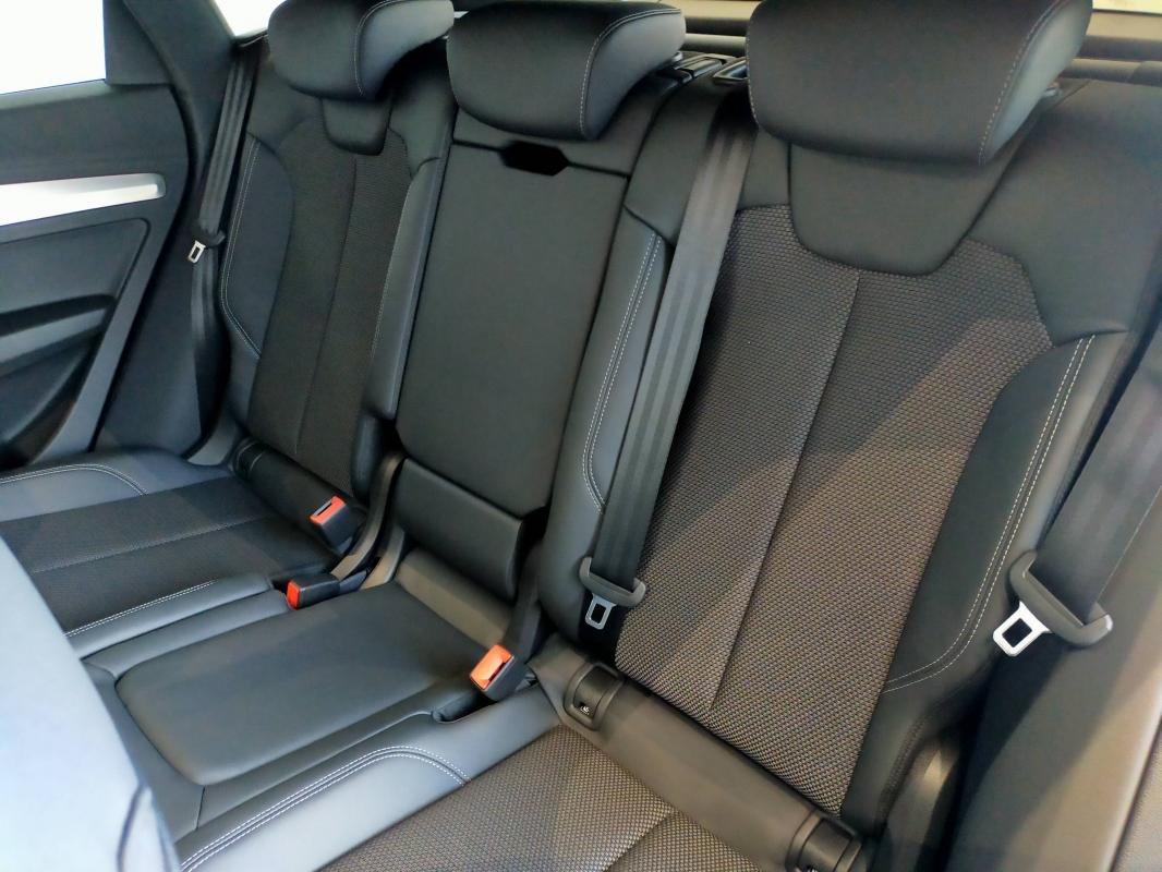 Audi Q5 Sportback - Photo 9