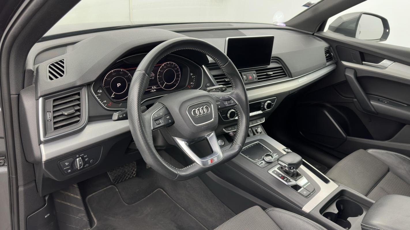 Audi Q5 - Photo 11