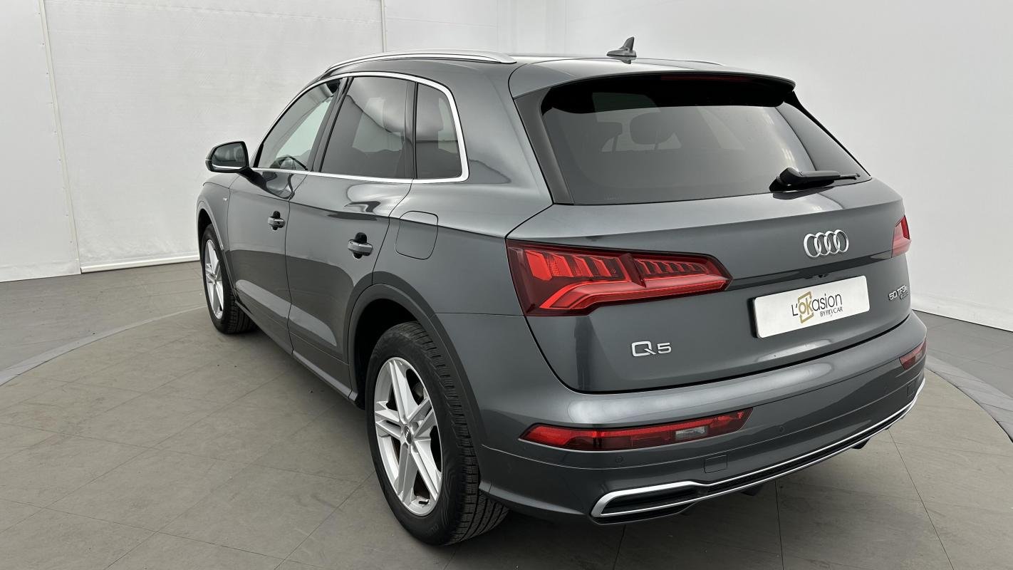 Audi Q5 - Photo 3