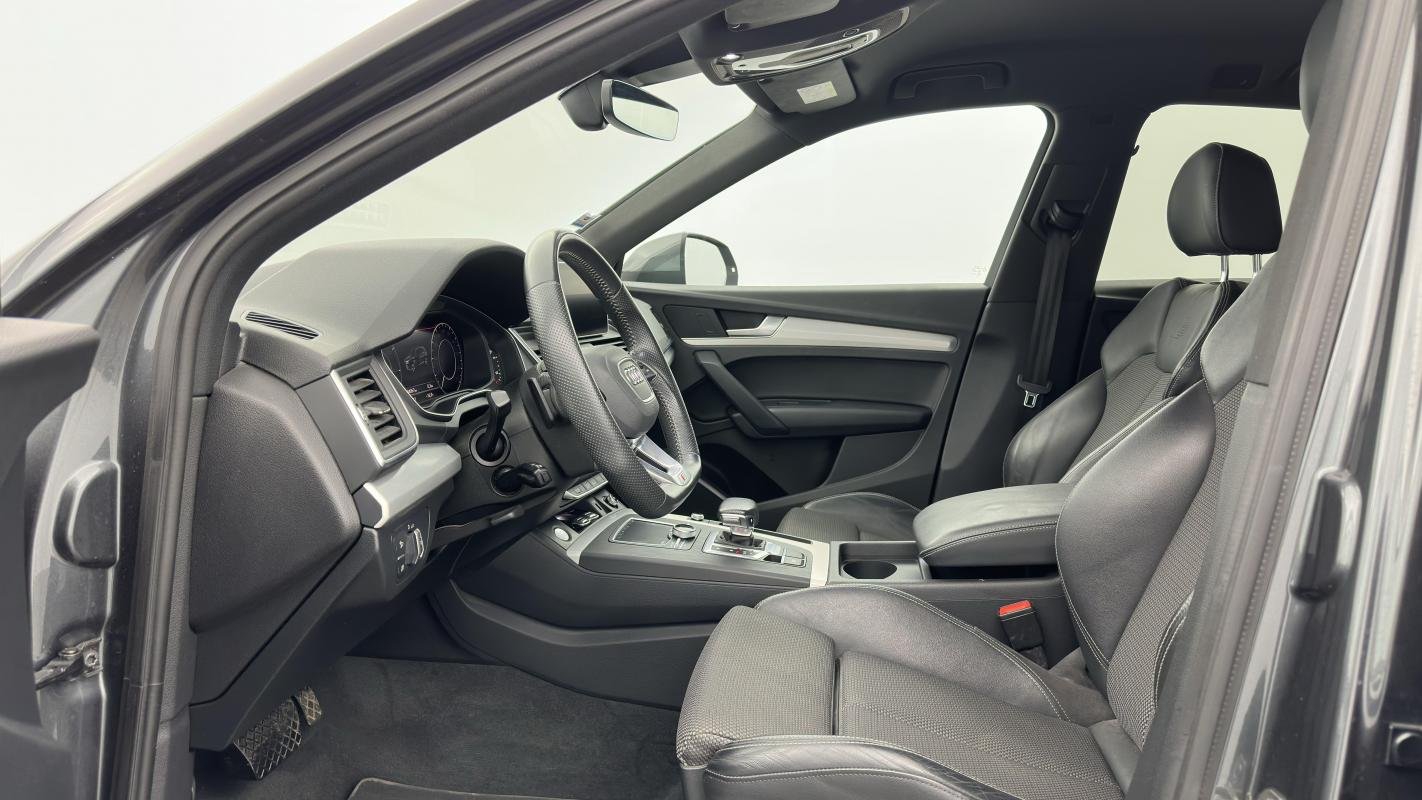 Audi Q5 - Photo 10