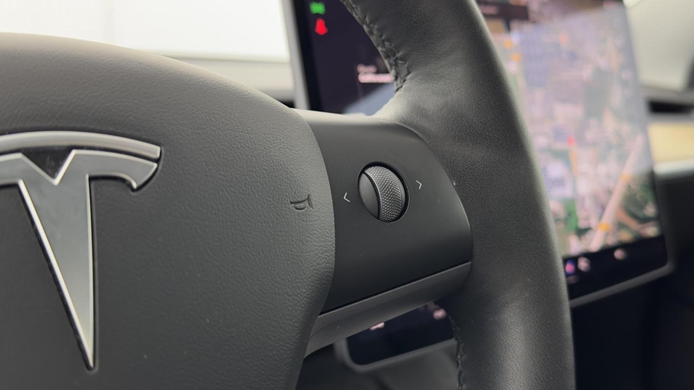 Tesla Model 3 - Photo 17