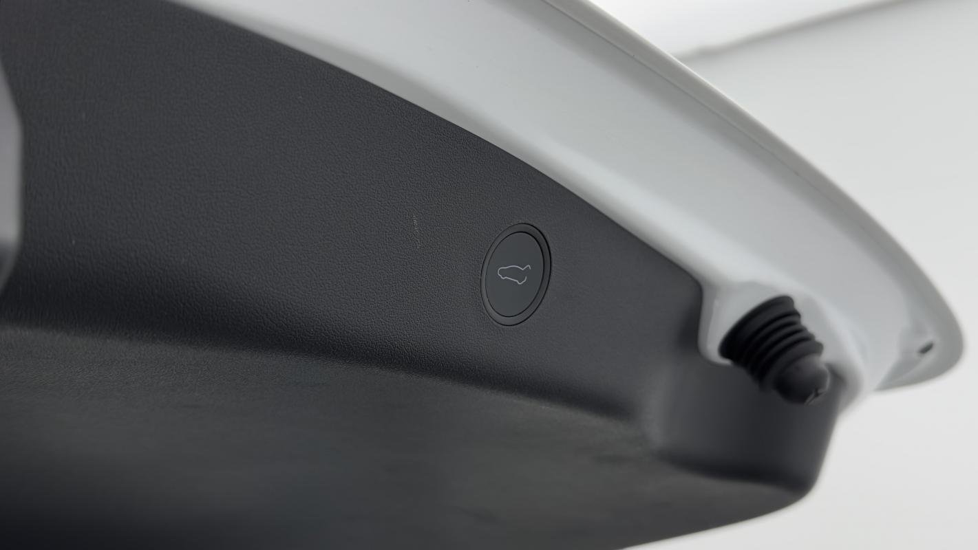 Tesla Model 3 - Photo 26