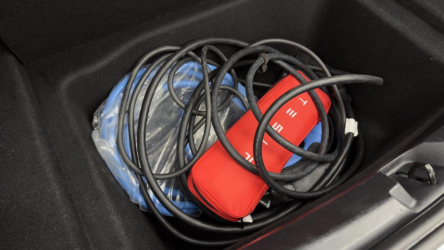 Tesla Model 3 - Photo 28