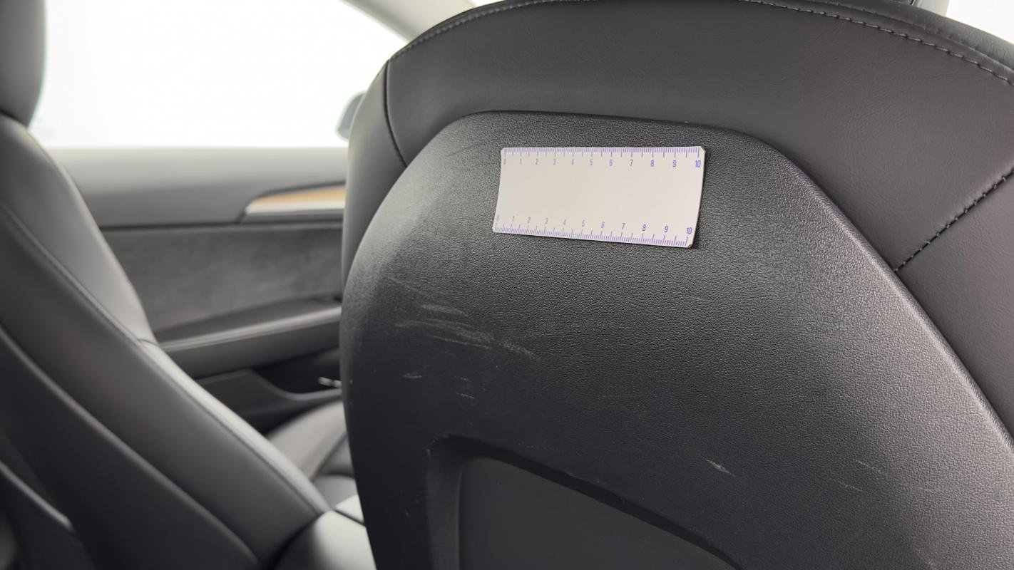 Tesla Model 3 - Photo 30