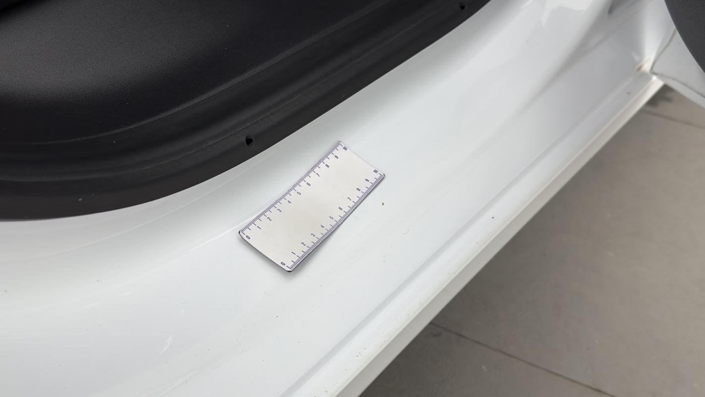 Tesla Model 3 - Photo 35