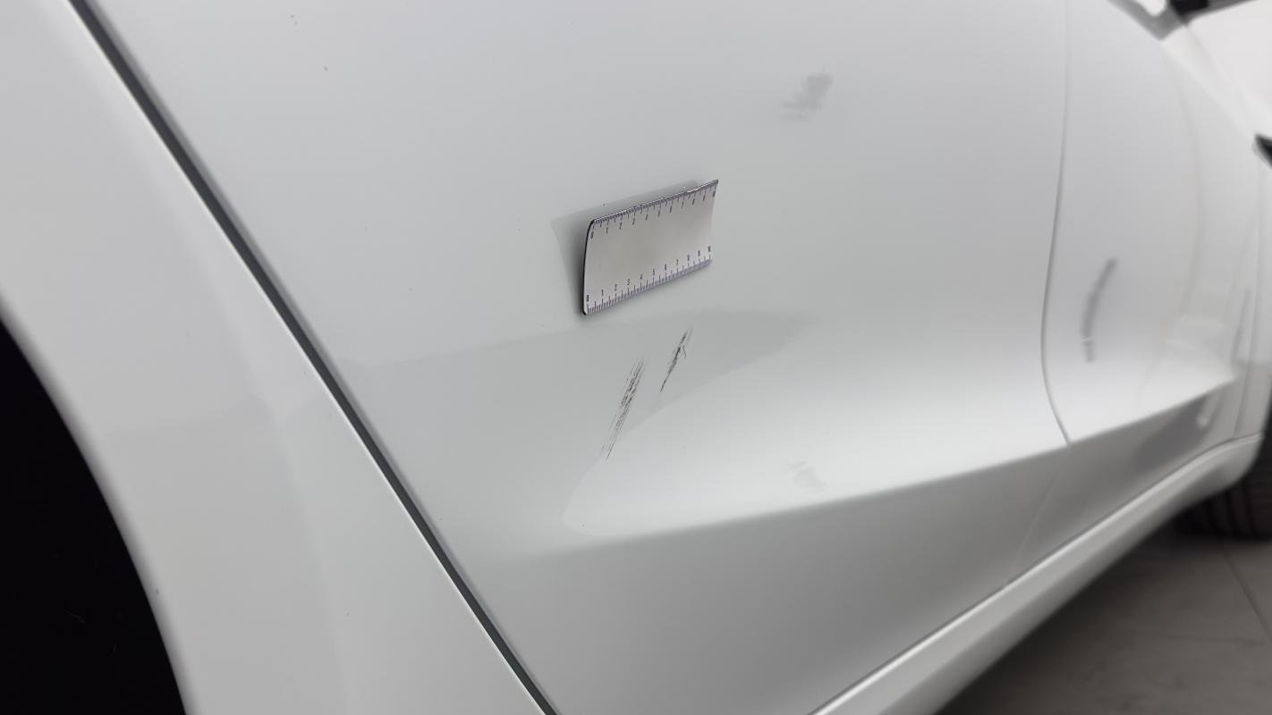 Tesla Model 3 - Photo 40