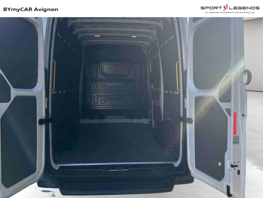 Volkswagen Crafter - Photo 18