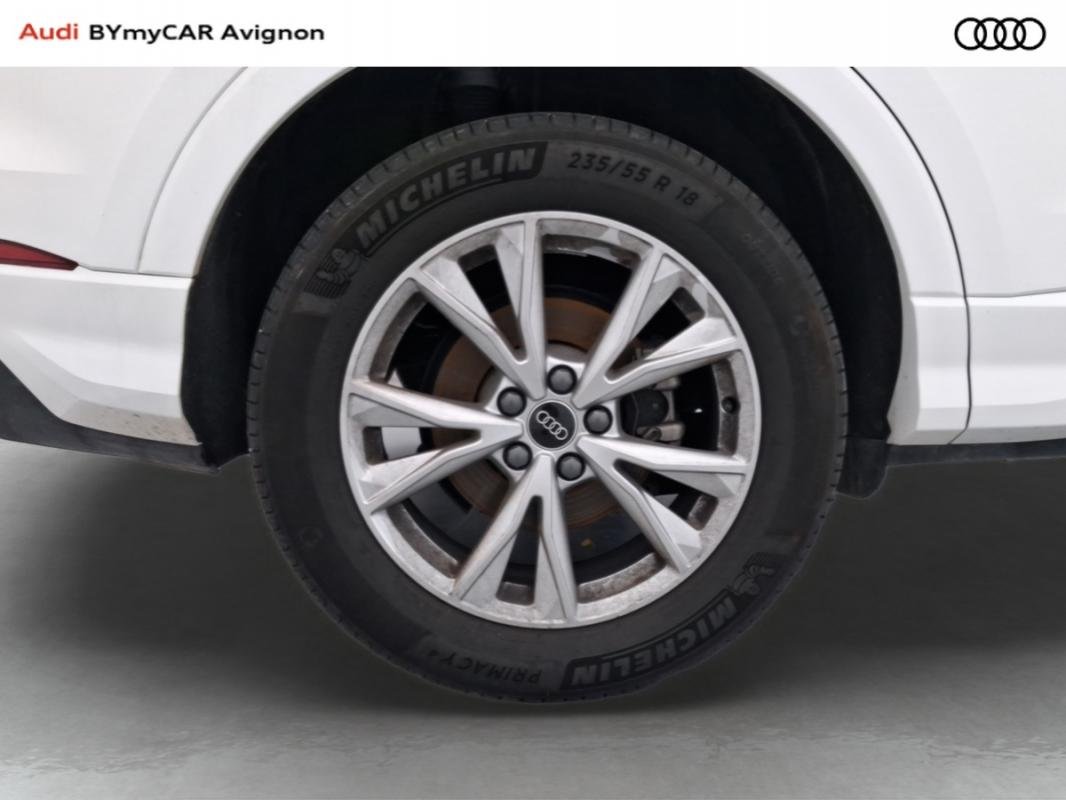 Audi Q3 - Photo 11