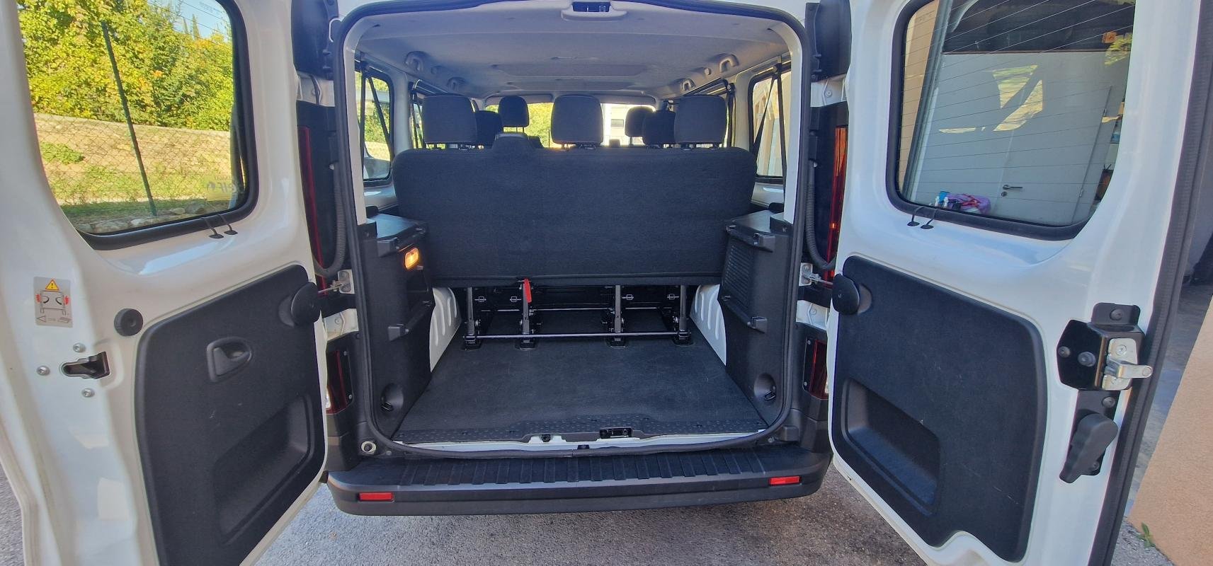 Renault Trafic - Photo 12