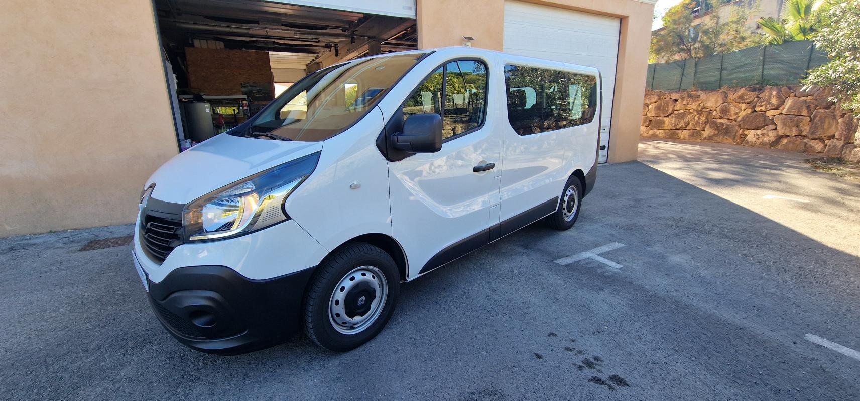 Renault Trafic - Photo 2