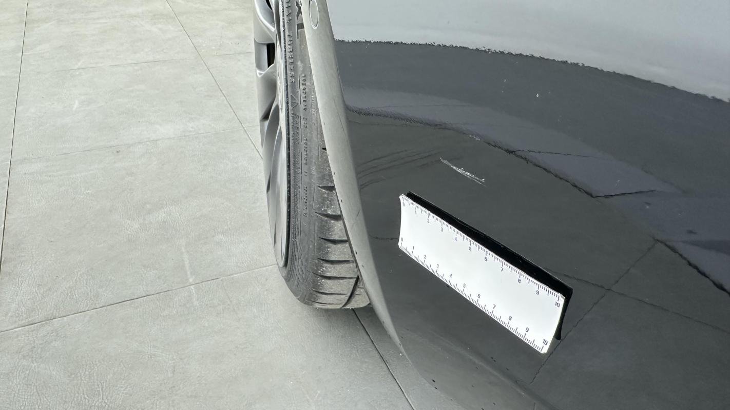 Tesla Model 3 - Photo 34