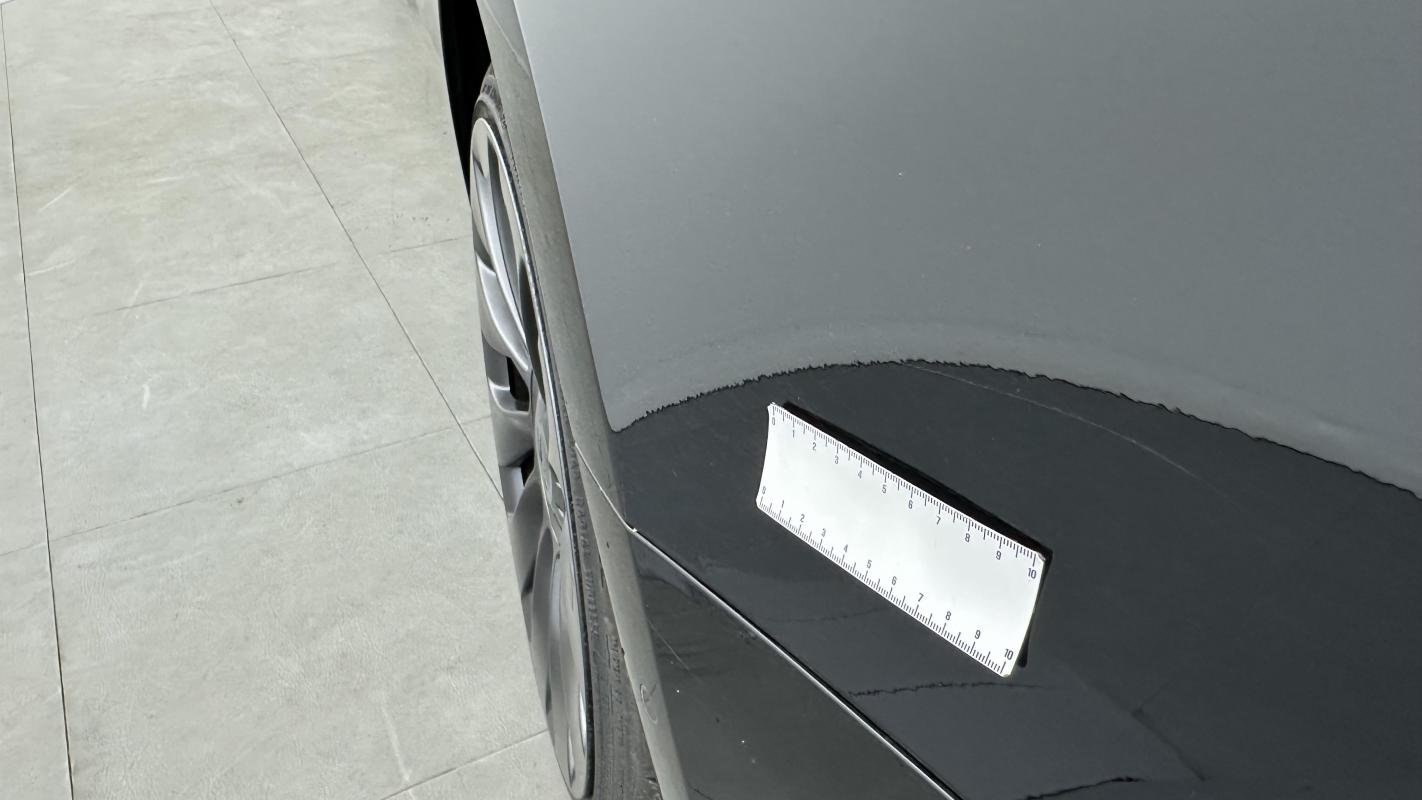Tesla Model 3 - Photo 35