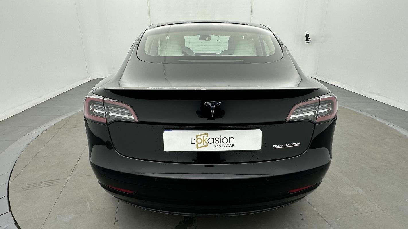 Tesla Model 3 - Photo 4