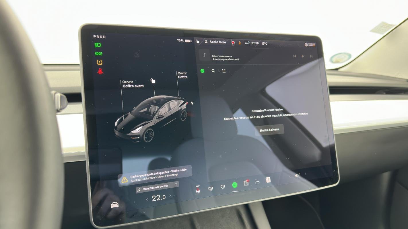 Tesla Model 3 - Photo 45