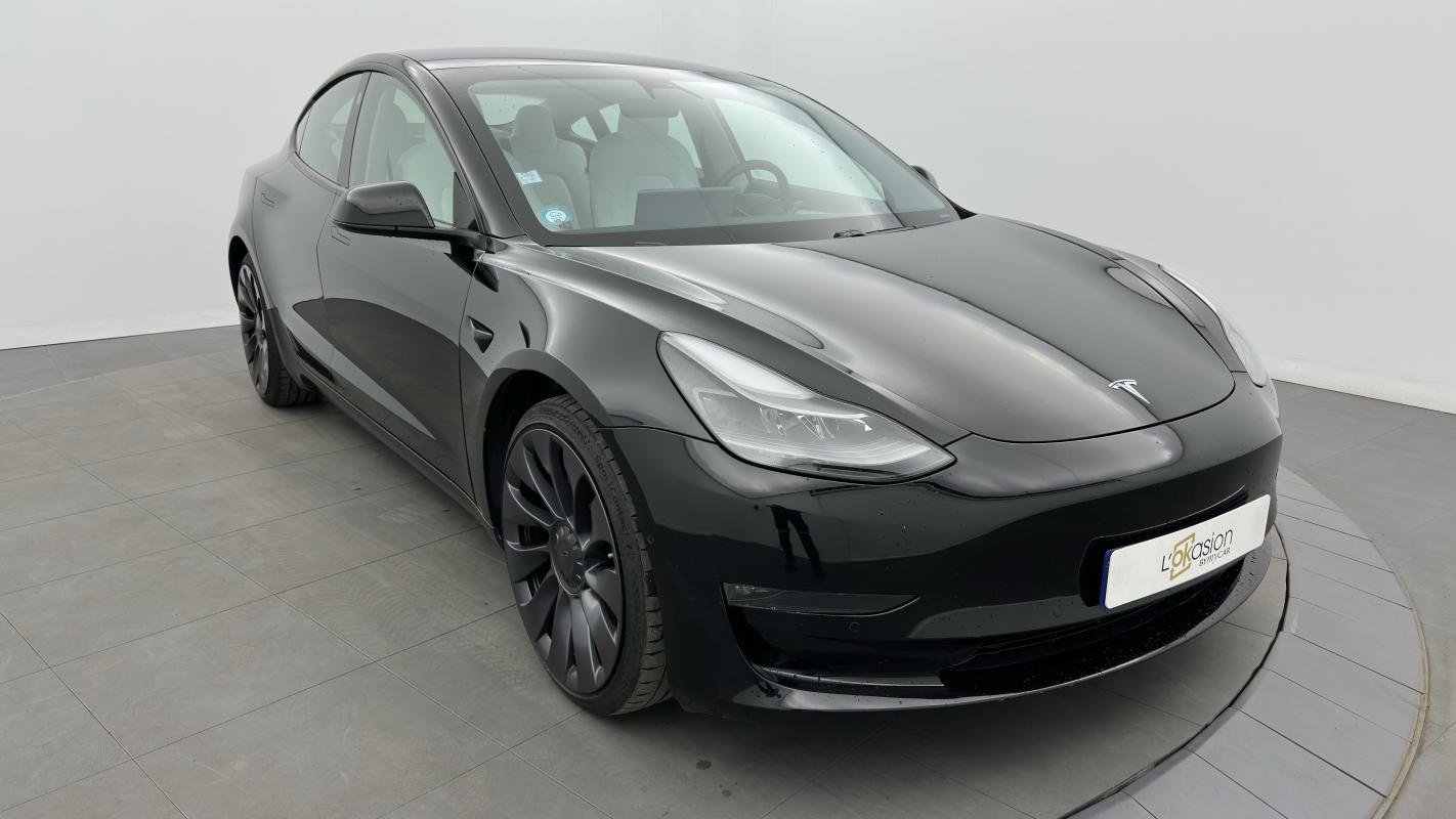 Tesla Model 3 - Photo 7