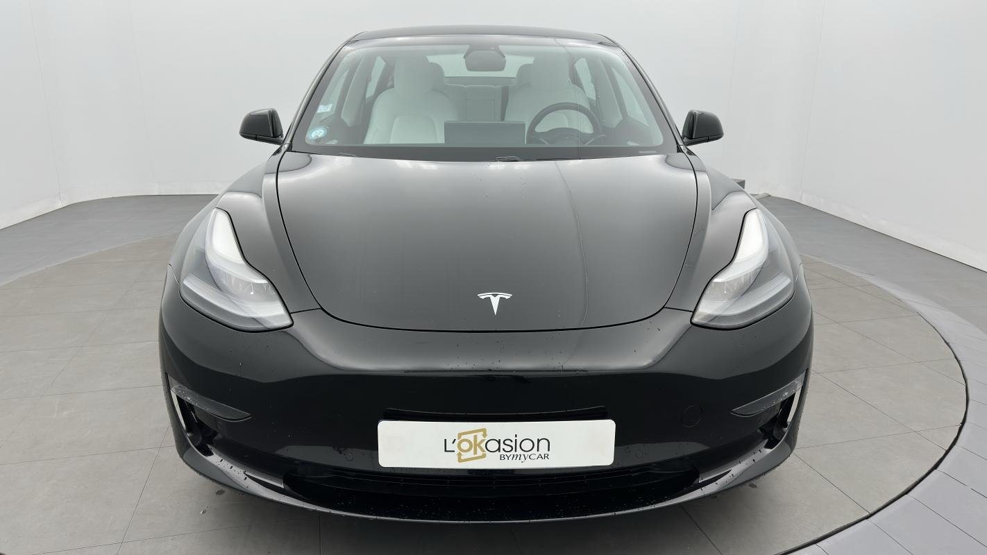 Tesla Model 3 - Photo 8