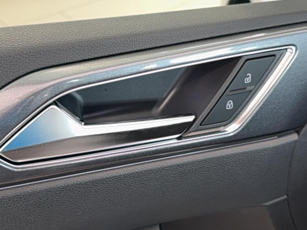 Volkswagen Polo - Photo 7