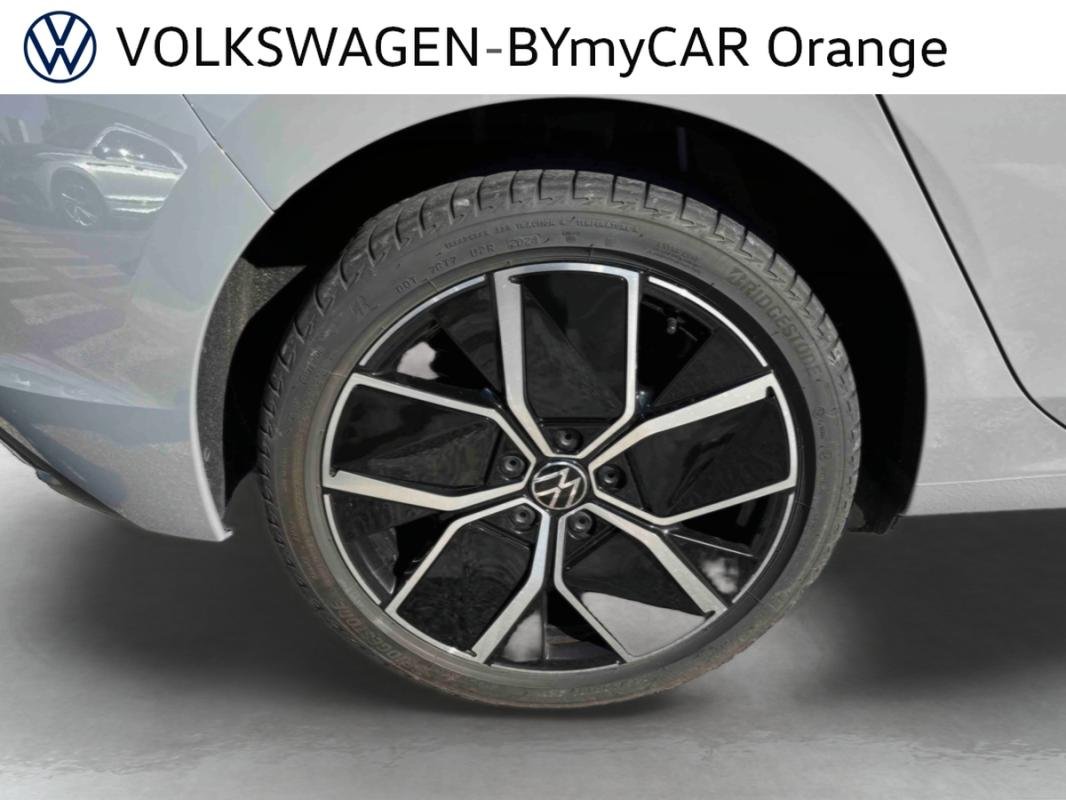 Volkswagen Golf - Photo 11