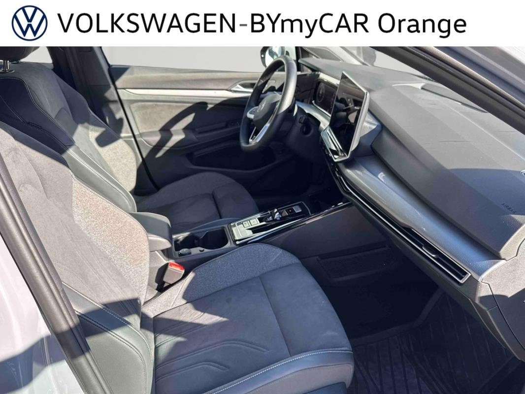 Volkswagen Golf - Photo 24