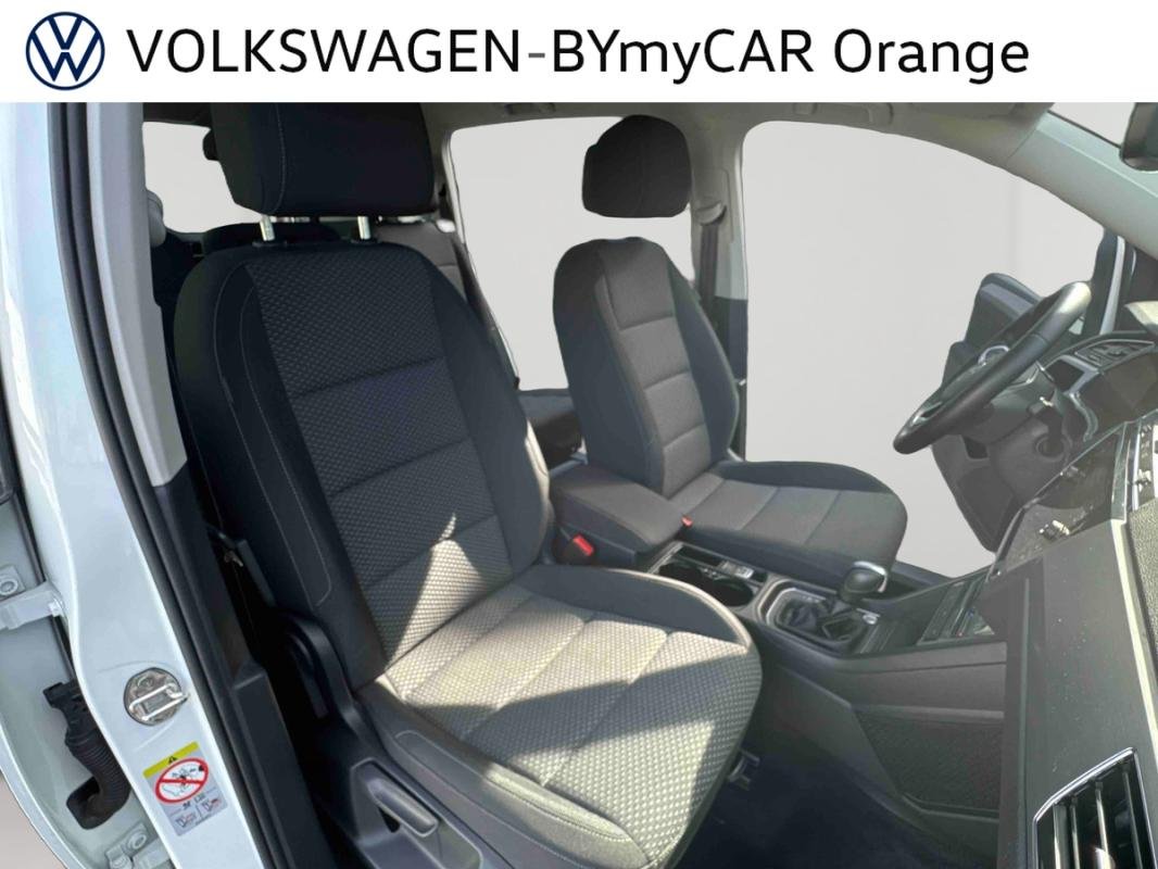 Volkswagen Touran - Photo 25