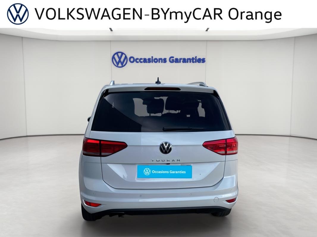 Volkswagen Touran - Photo 4
