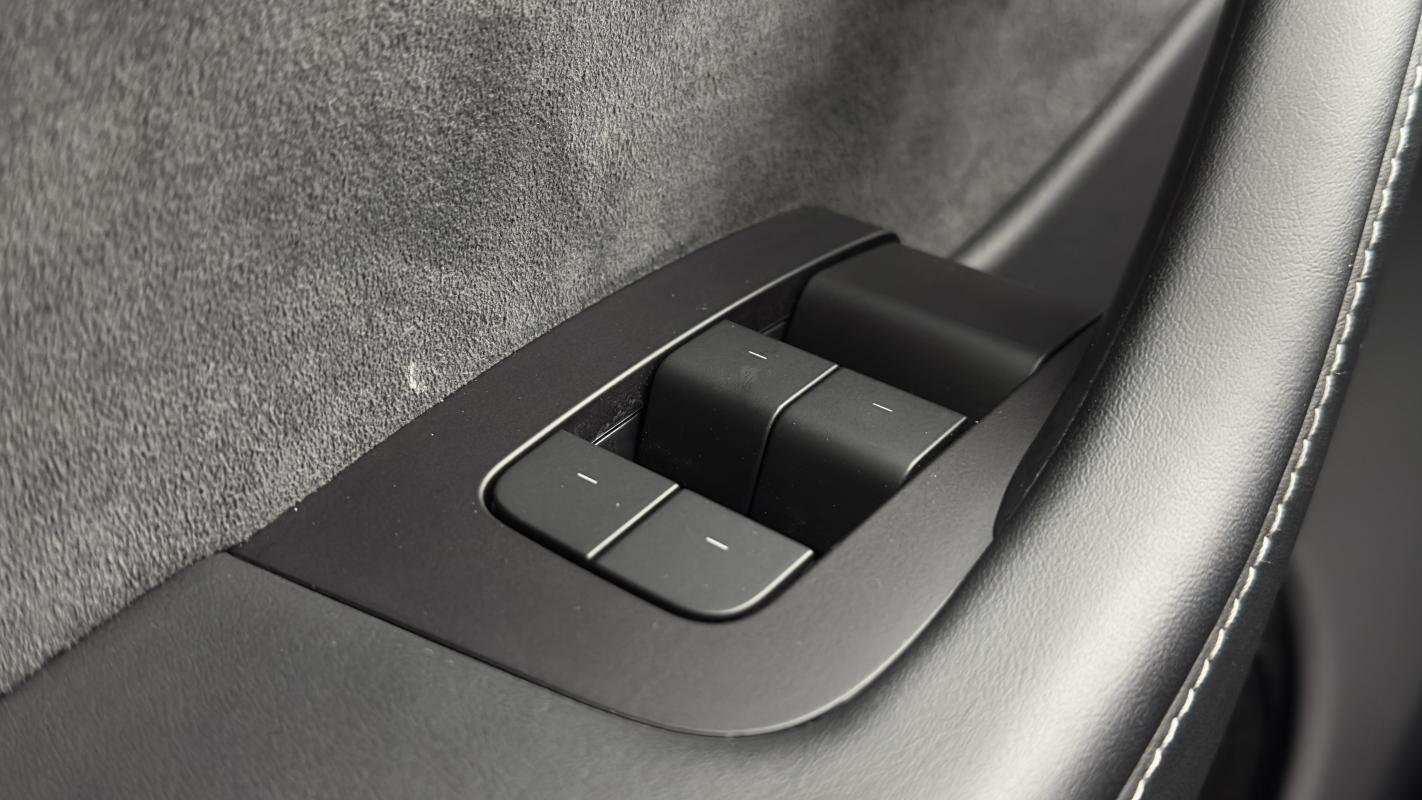 Tesla Model Y - Photo 22