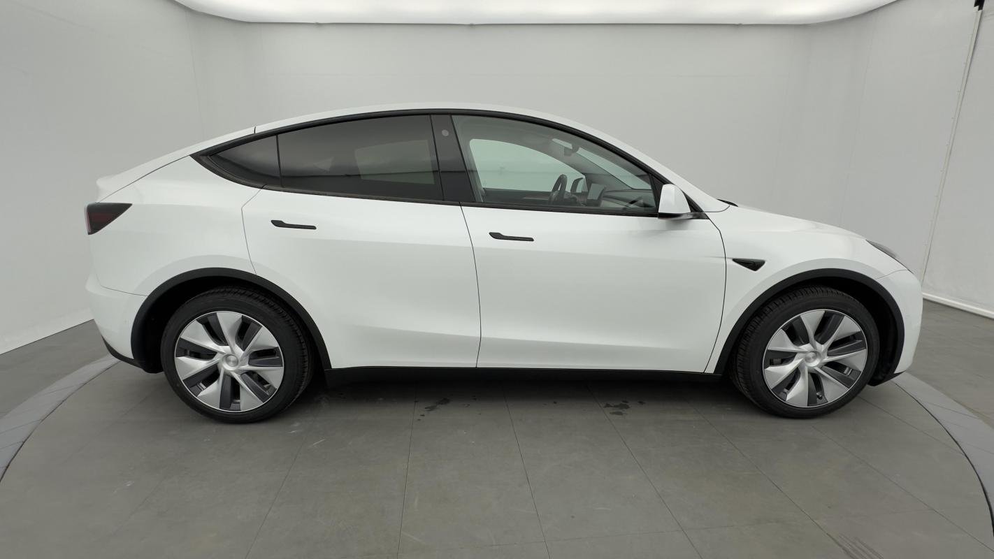 Tesla Model Y - Photo 6