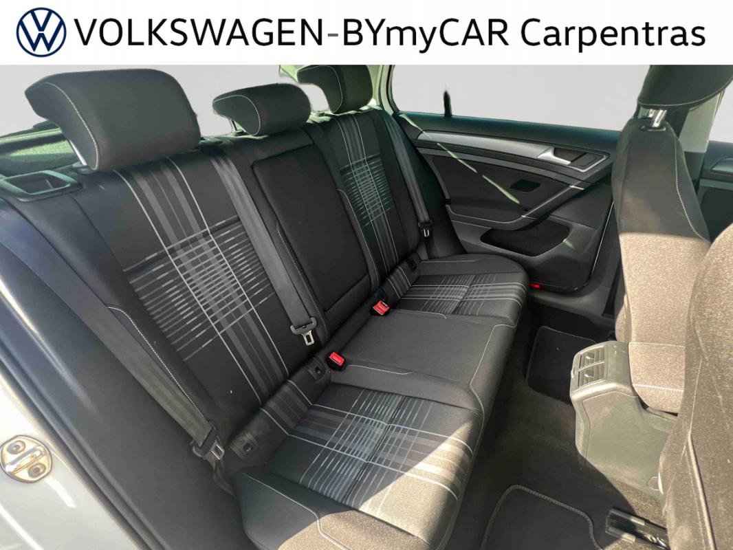 Volkswagen Golf - Photo 22