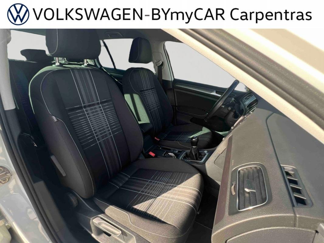 Volkswagen Golf - Photo 24